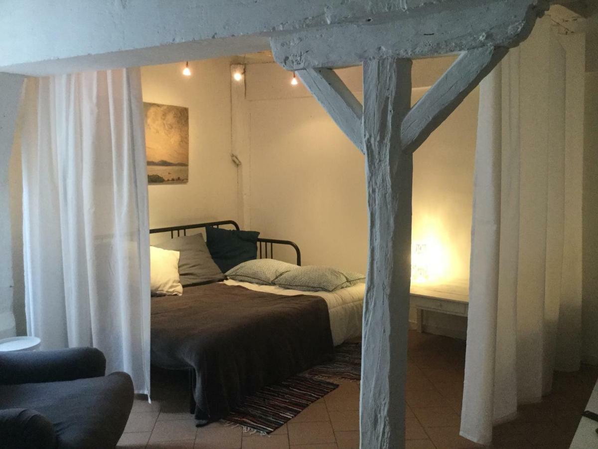 La Petite Maison D'A Cote, Au N°11 サン・テニャン エクステリア 写真